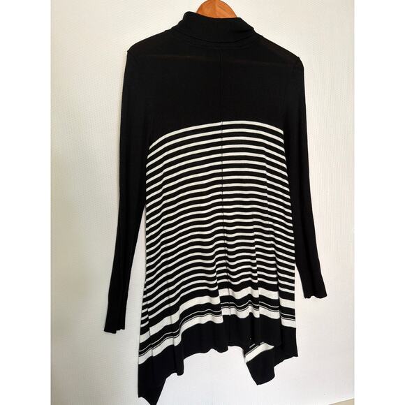 Apt 9 Medium Black White Asymmetrical Striped Turtleneck Tunic Knit Sweater - Picture 8 of 10